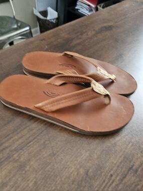 Mens Rainbow Leather-Style Brown Flip Flop Sandals Size 11.